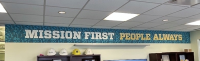 Interior vinyl sign Photo